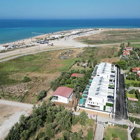Serene Halkidiki * Nea Iraklia