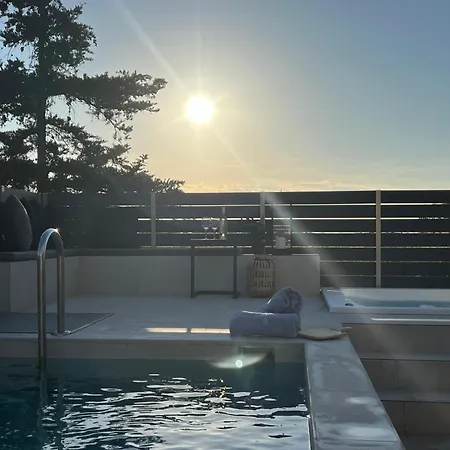 Serene Halkidiki Néa Iráklia